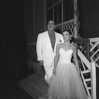 Dario Moreno the dancer Jane LAOUST on the set of Trente six chand- Old Photo