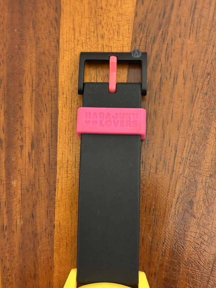 Reloj Harajuku Lovers Gwen Stefani Mujer Amarillo Banda Multicolor 40mm Batería Nueva Foto 4 de 4