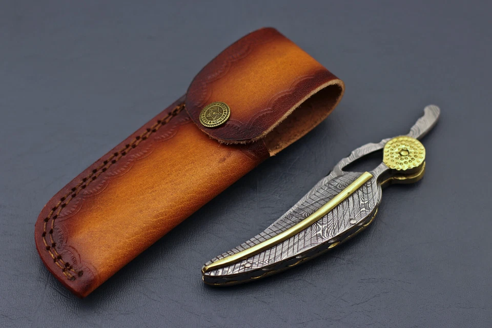 CUSTOM HAND MADE LEAF DAMASCUS BLADE FOLDING POCKET HUNTING KNIFE With Sheath - Image 3 of 4