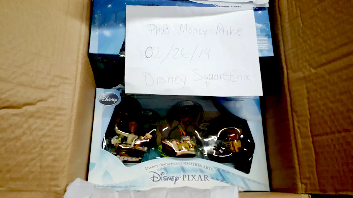 タオル・ハンカチ Disney characters FORMATION ARTS Disney Pixar Formation Arts Set of 3 Mini Figures by Square