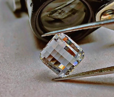 Exquisite GIE Certified Loose Unique Pixel Cut White Topaz Cube 50 Ct  Gemstone