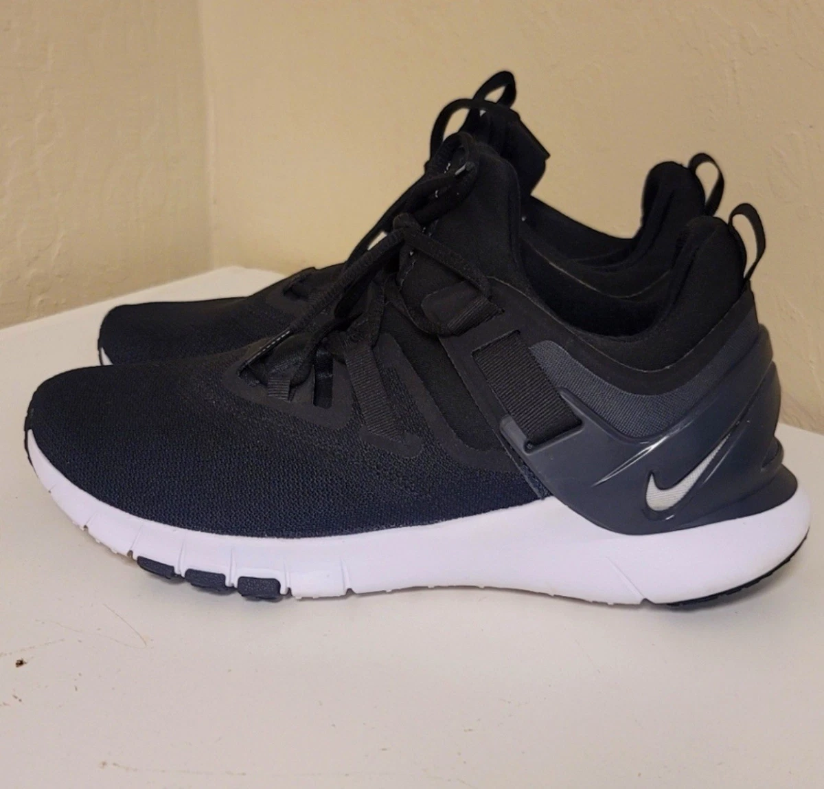 RARE size 15 Nike Mens Flexmethod TR BQ3063-001 Black Running Shoes Sneakers Nike Flexmethod TR  main image 2