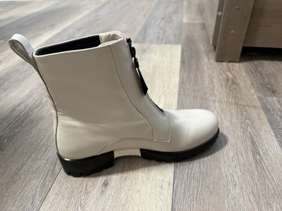 Ecco Boots Size 38 New Without Box 