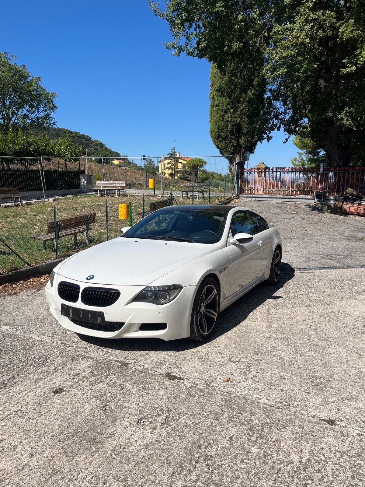 BMW m6 e63 v10 usata tetto in carbonio anno 2006 certificato di rilevanza storic