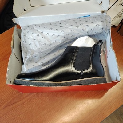 Deer Stags Men s 10 Rockland Black/Black VEGA Dress Boot Shoe Memory Foam NIB