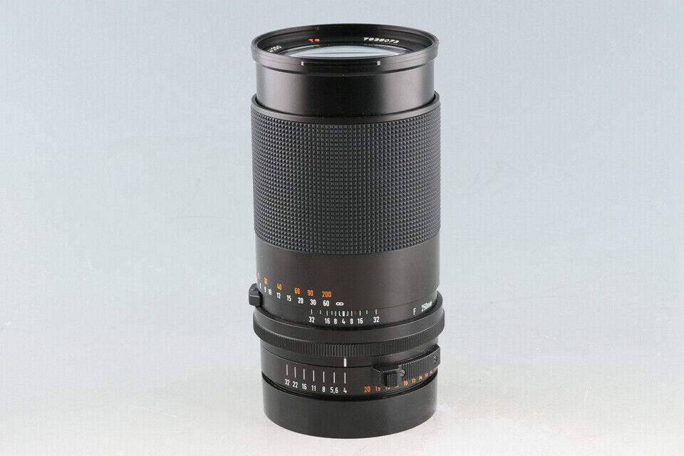 Hasselblad Carl Zeiss Tele-Tessar T* 250mm F/4 FE Lens Hasselblad Carl Zeiss Tele-Tessar T* 250mm F/4 FE Lens