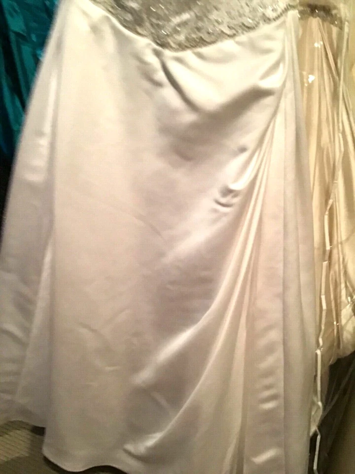 ZURC for Impression NUEVO Vestido de Novia Vestido de Baile Bordado BLANCO 10 Foto 2 de 4