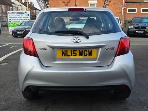 2015 Toyota Yaris 1.33 Dual VVT-i Icon Euro 5 5dr Euro 5 - Picture 15 of 24