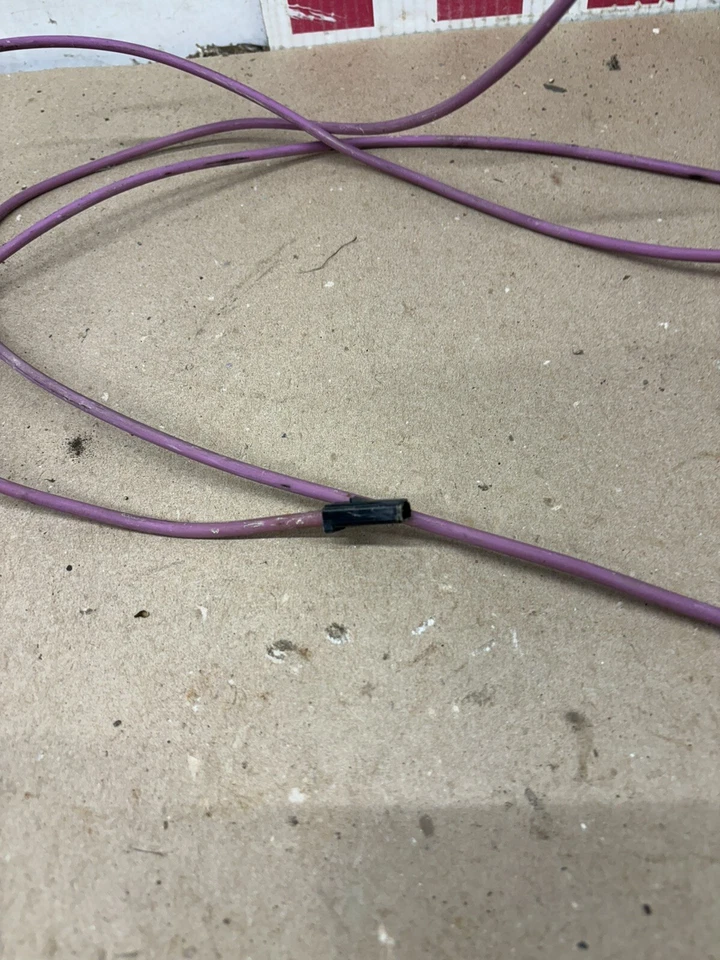 Chevrolet GMC Suburban 1981 82 1983 85 1986 ventana trasera descongelación desempañador cableado Foto 3 de 4