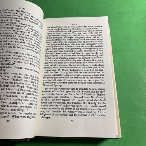 Barsetshire Novels: Barchester Towers - Anthony Trollope / PAR - Picture 7 of 12
