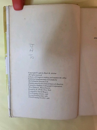 A Candle in Her Room HB ~ Ruth Arthur ~ Atheneum 1966 ~ Library Copy - Picture 10 of 18