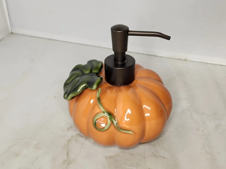 Dispensador de bomba de sabão de abóbora cerâmica banheiro Halloween decoração outono Ação de Graças - Imagem 3 de 4