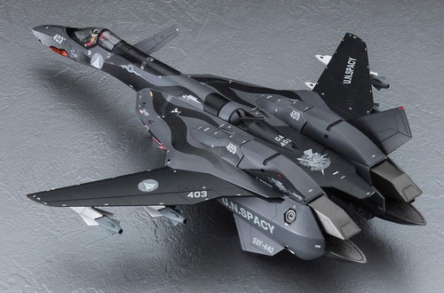 HASEGAWA 65870 1/72 VF-19A `SVF-440 Dullahans`w/Fast Pack&High Maneuver Missile - Picture 3 of 11