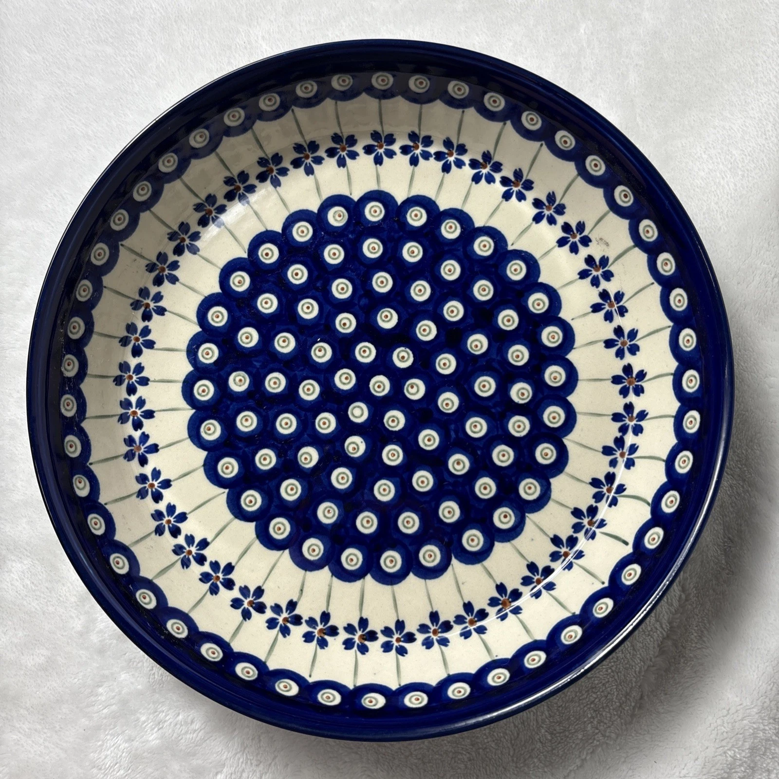Boleslawiec Polish Pottery Deep Dish Pie Plate Peacock Pattern Handmade Poland
Opens in a new window