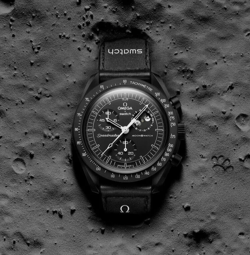 Snoopy x OMEGA x Swatch MoonSwatch White