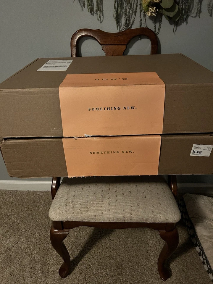 Vestido de novia Vow’d Cape NUEVO Foto 3 de 4