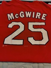 Vintage Men's 1998 St. Louis Cardinals Mark McGwire 25 T-Shirt Red XL