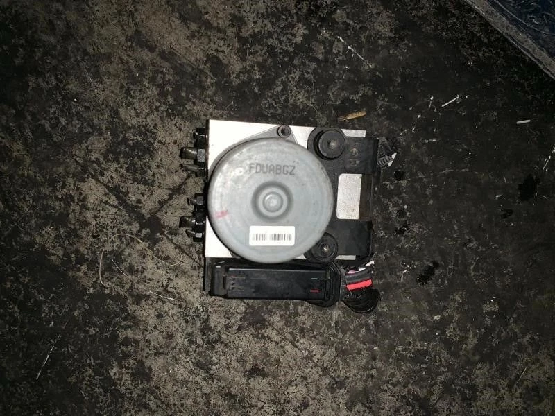 2009-2010 Kia Optima ABS Anti-Lock Brake Pump Module Assembly OEM Foto 2 de 4