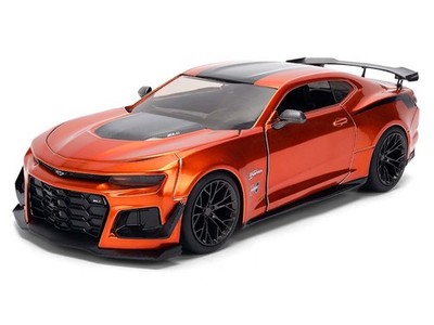 2024 CHEVROLET CAMARO ZL1 1LE ORANGE 1/24 DIECAST MODEL CAR BY