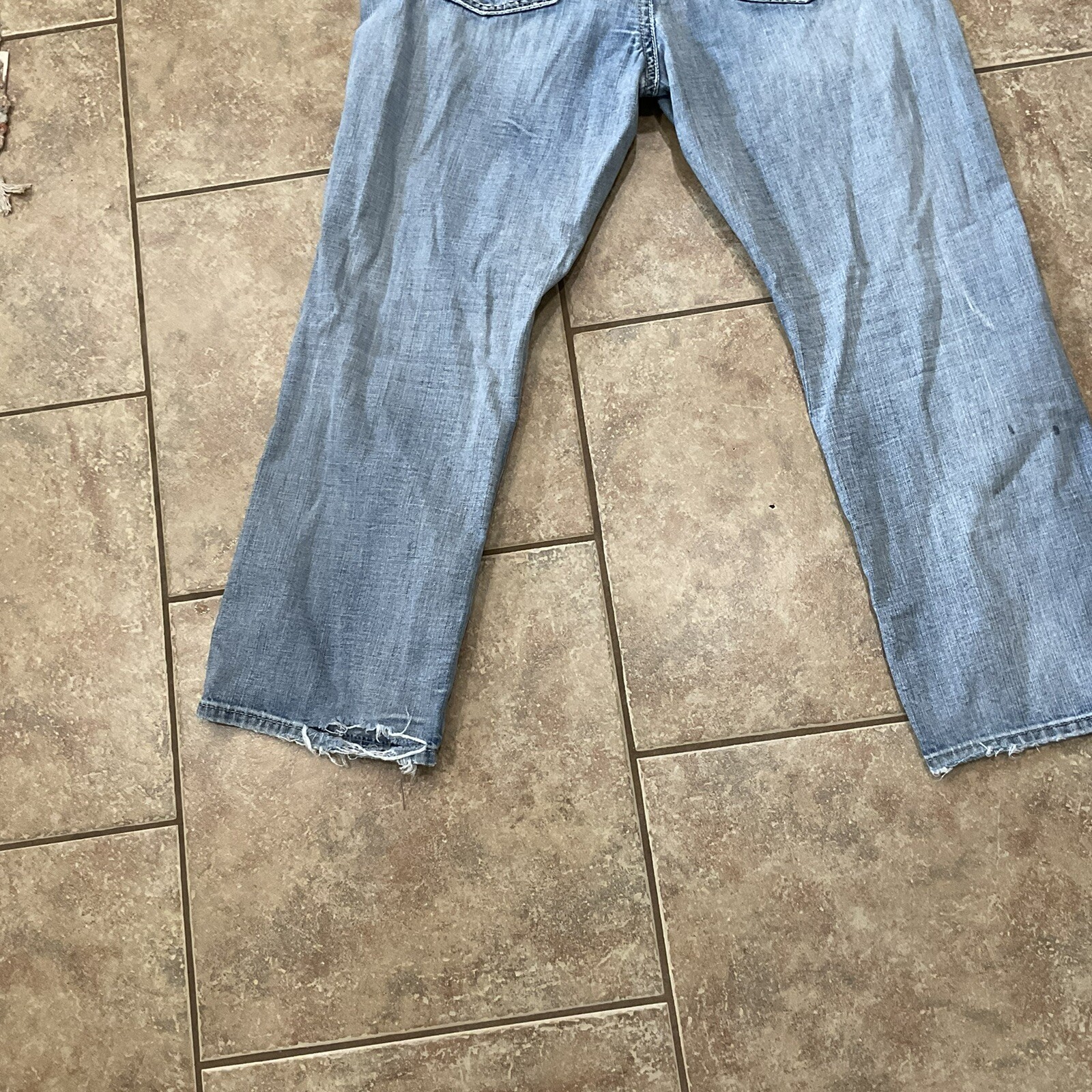 Picture 4 of 11