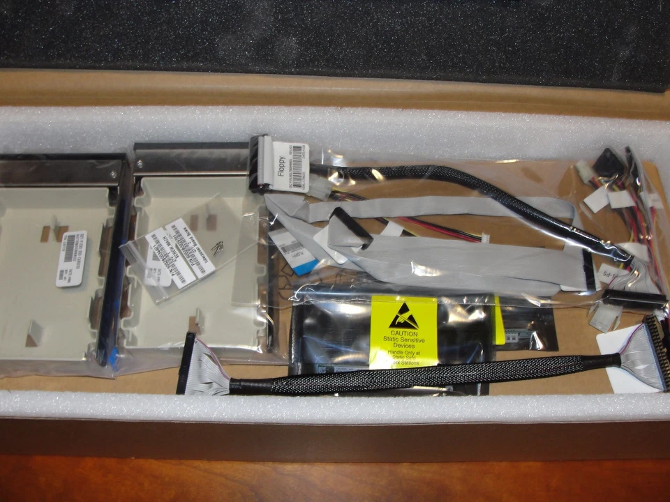 Intel AFIXDRVKIT - Image 2 of 4