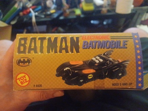 Toy Biz, 1990 Batman electronic Batmobile 4 realistic sounds and lights. - Picture 6 of 6