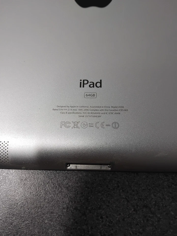 Apple iPad 3rd Gen. 64GB, Wi-Fi, 9.7in - Black - Image 4 of 4