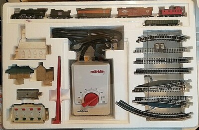 Z Marklin Mini-Club 81466 Burlington Route Freight Set (110v