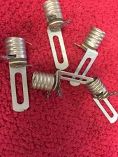 05-06 LEECRAFT VCC MINIATURE SCREW  LAMPHOLDERS 75W 125V BRASS SHELL 5 PC