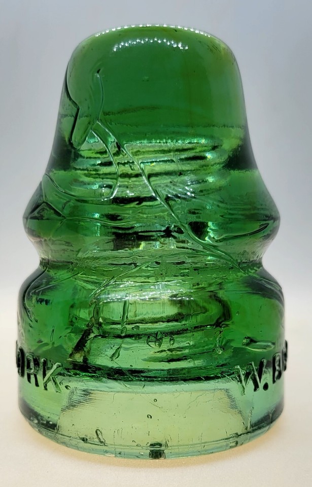 Antique Glass Insulator CD 133 W. BROOKFIELD NEW YORK GLOWING APPLE