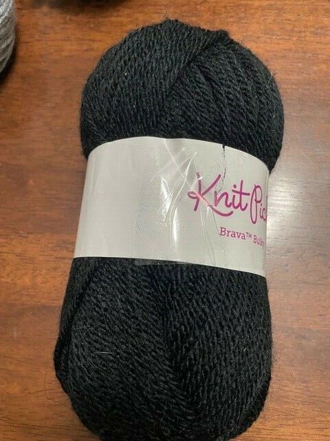 Brava Bulky Premium Acrylic Yarn