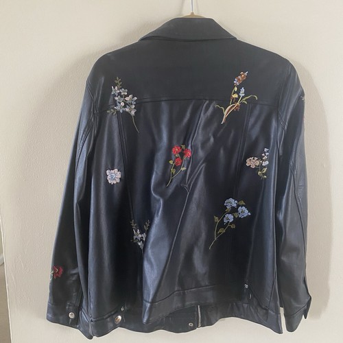 Women's CJ Banks Black "Pleather" Jacket Size 1X Polyester Viscose Moto Floral - Picture 6 of 12