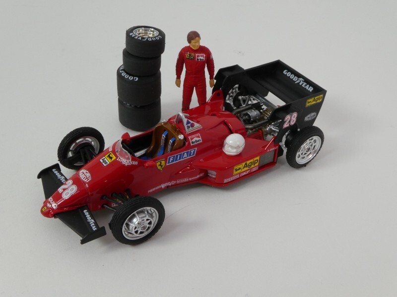 フェラーリF1トランスポーター　1/43 オールドカーズ Amazon | オールドカーズ 1/43 フェラーリ F1 トランスポーター