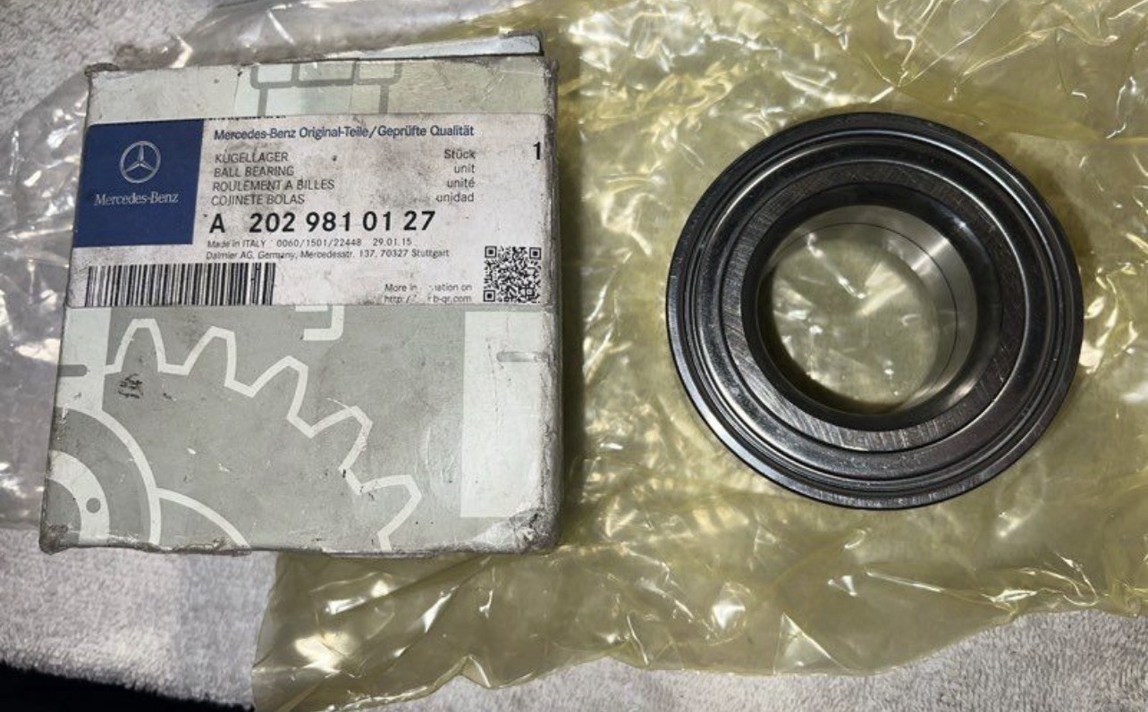 Roulement de roue arrière A2029810127 pour Mercedes Classe C W203 et CLK W209