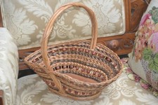 Vintage 1950-60 Wicker Oval Basket Twine Handle Wood Bead Fine Detailed Easter