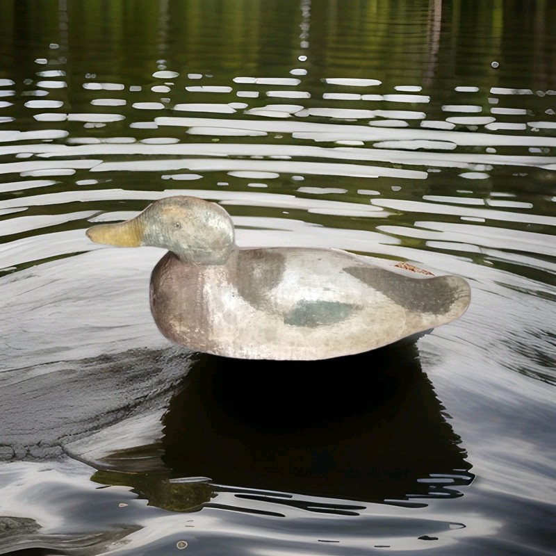 VINTAGE DUCK DECOY SOLID BODY WOOD CARVED GLASS EYES RUSTIC WEATHERED DUCK