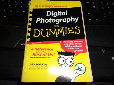Digital Photography for Dummies by Julie Adair King Paperback