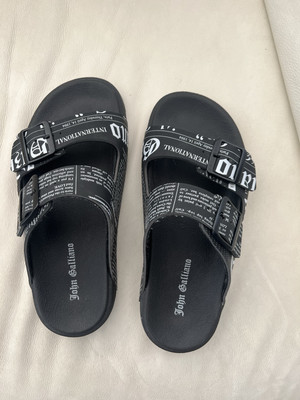 John Galliano Sandalen Gr. 39