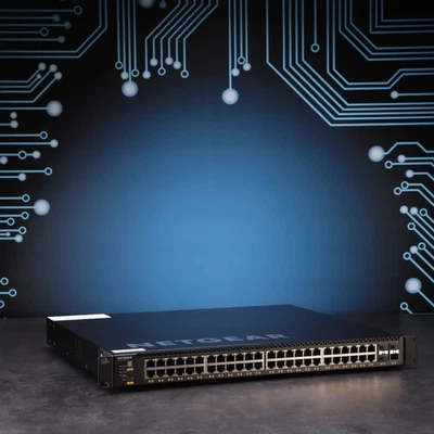 Netgear M4352-48G4XF Gigabit Managed PoE+ Switch // 48x GbE, 4x 10GSFP+ - Bild 1 von 4