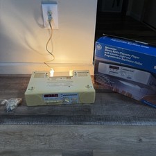 GE Spacemaker AM/FM Stereo Radio Cassette Pla...