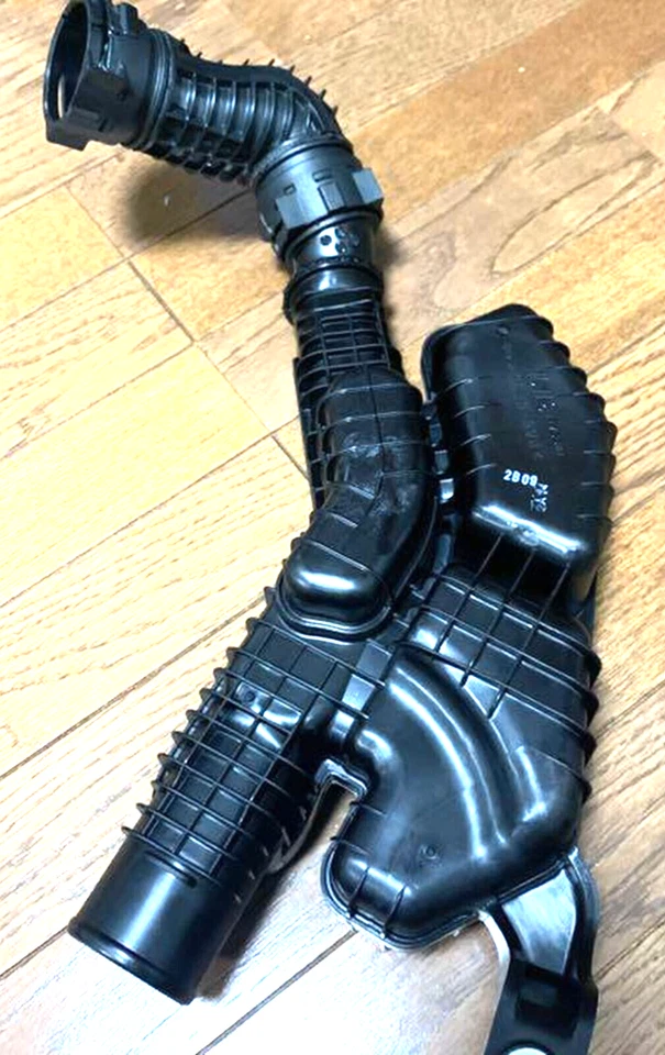 Tubo de entrada genuino NOTA MICRA NISSAN 14460-3VA1A Foto 3 de 4