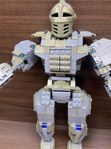MEGA BLOKS TRANSFORMING BLOK BOTS 9356 Knight & Wolf With INSTRUCTIONS - Picture 5 of 19