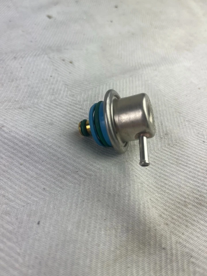 Regulador de presión de inyección de combustible BWD 22887 Foto 3 de 4