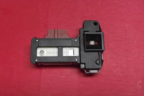 Waschmaschine BEKO WTG761M1W TÜRSCHLOSS