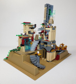 100% 2008 LEGO #7627 Indiana Jones Set TEMPLE OF THE CRYSTAL SKULL Mutt Minifig+