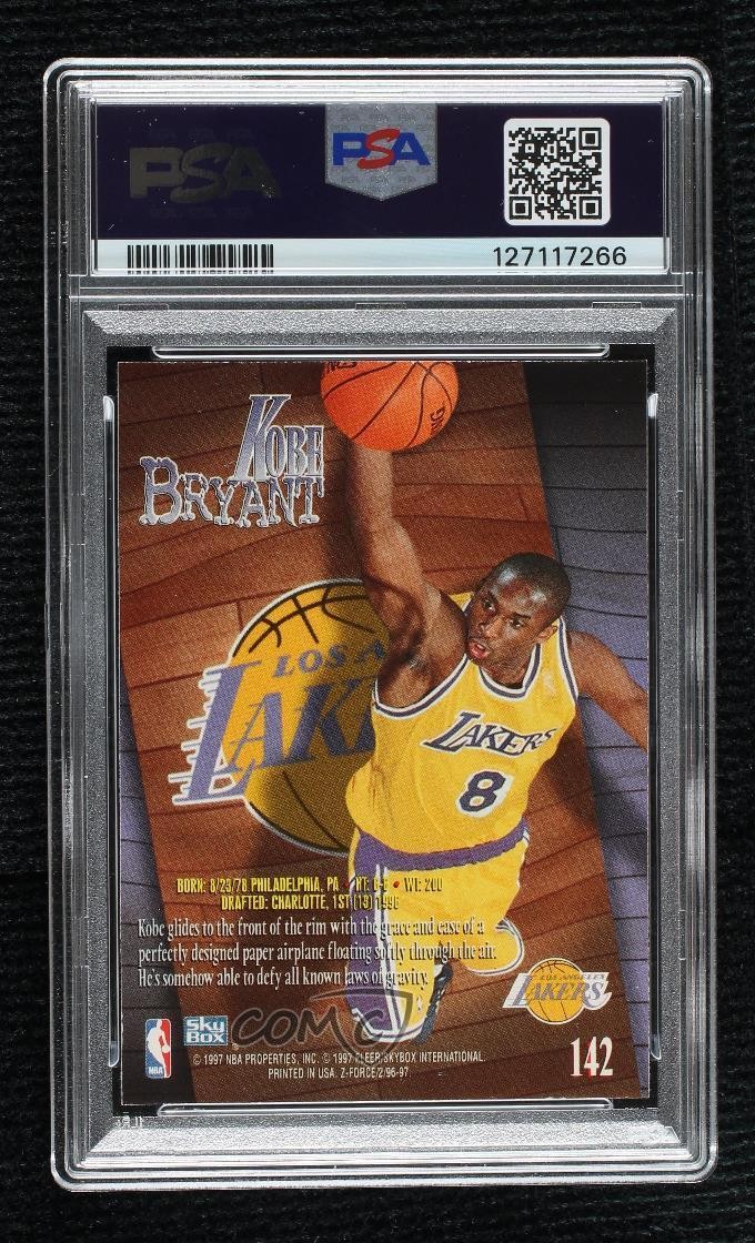 1996-97 Skybox Z Force Kobe Bryant #142 PSA 8 Rookie RC HOF view 2