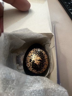 Limoges Castel France Porzellan Schmuckkästchen schwarz Eierform floral