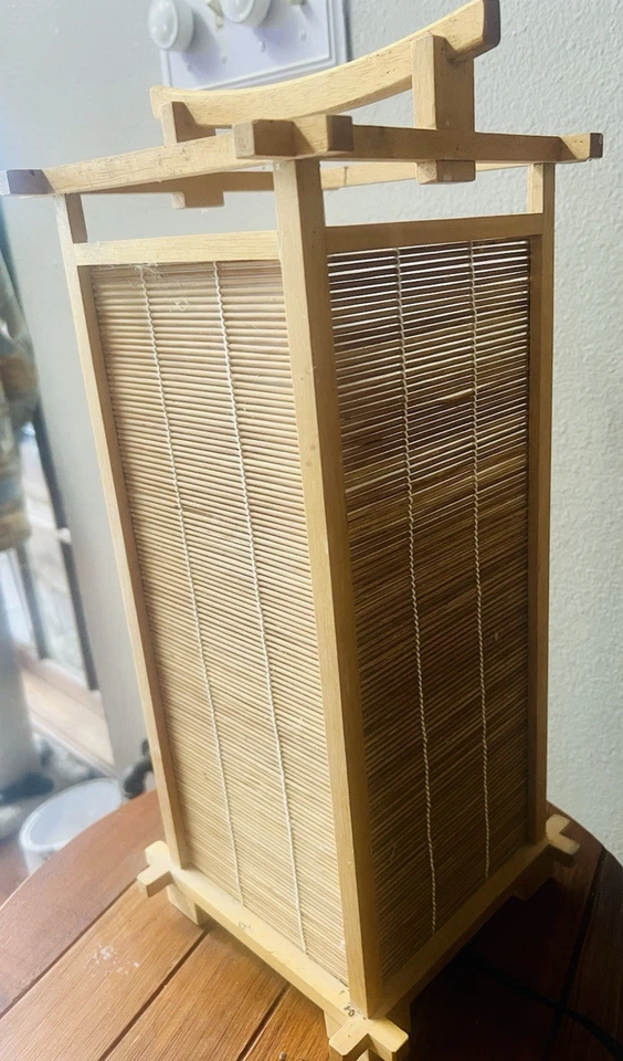 Linterna Roja Mueble Oriental Lámpara Nara Natural con Pantalla de Madera 18” Foto 4 de 4