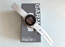Garmin vívoactive 5 – GPS-Smartwatch - + zwei neue Armbänder - 42 mm - neuwertig
