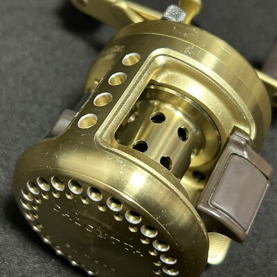 Shimano CALCUTTA 50XT Right Hand From Japan | eBay Shimano CALCUTTA 50XT Right Hand From Japan | eBay